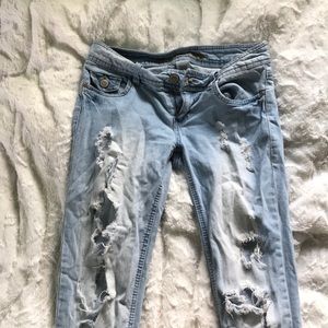 Ripped Light wash Jeans